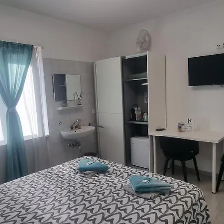 Pensionat 7rooms Grancia